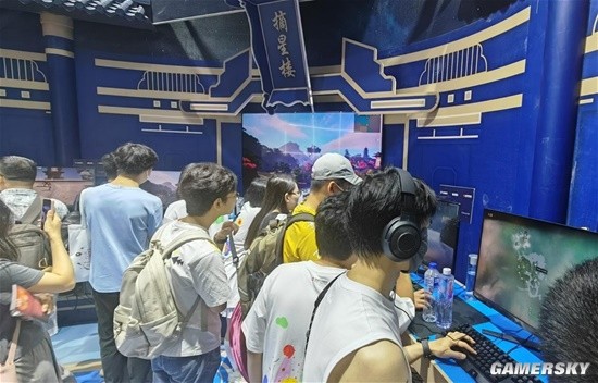欧亚体育我们挤进了完美世界展台并且试玩了四款新游戏(图10) 欧亚体育我们挤进了完美世界展台并且试玩了四款新游戏(图10)